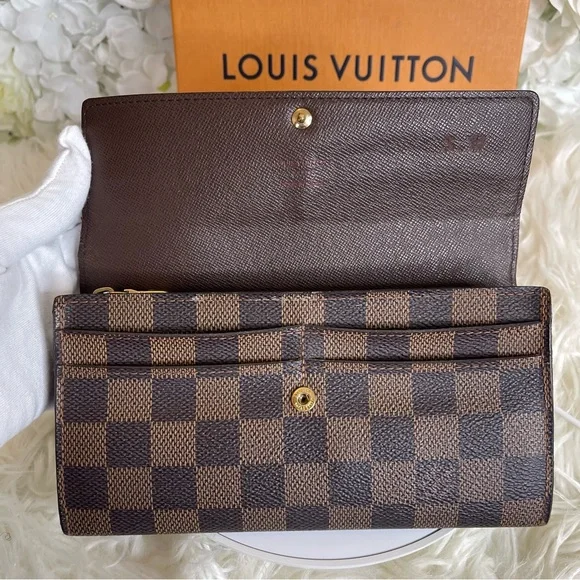 LIKE NEW LV DAMEIR EBENE - Picture 8 of 17